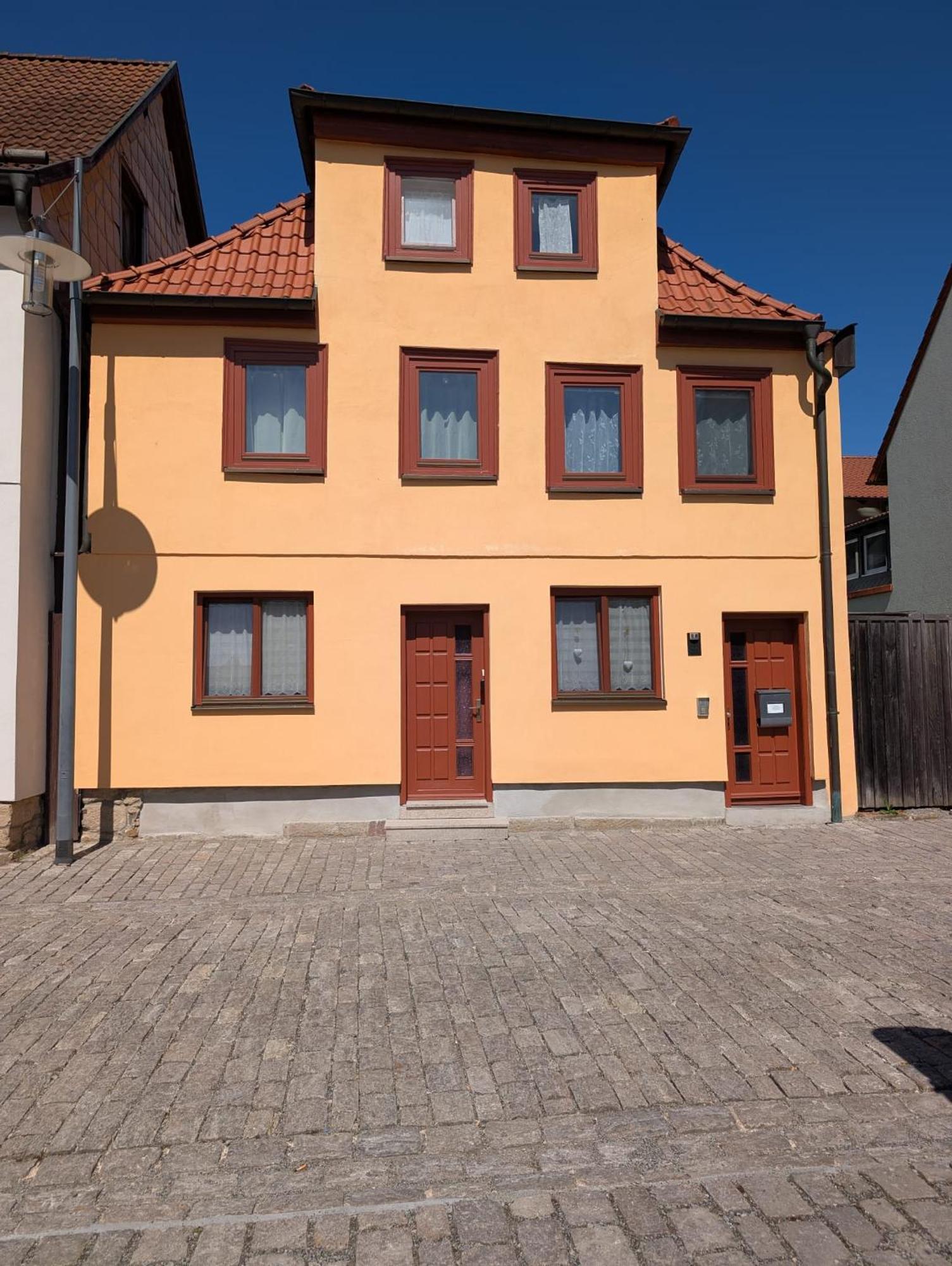 Ferienwohnung ,,Hinter Der Mauer" Hildburghausen Ngoại thất bức ảnh